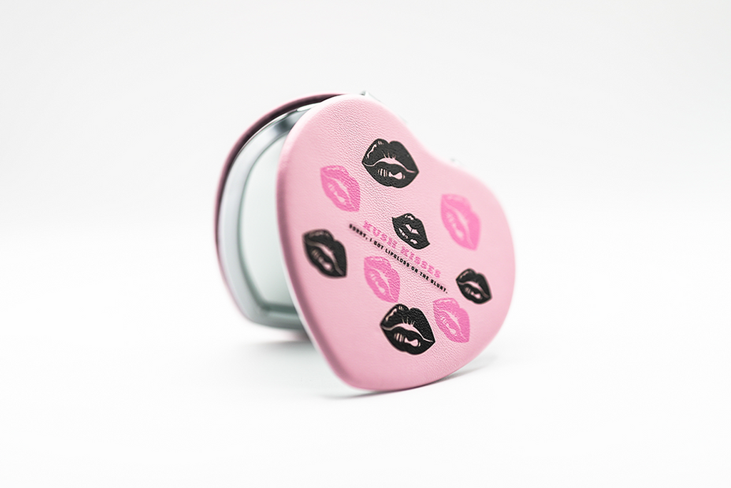 KUSH KISSES COMPACT MIRROR